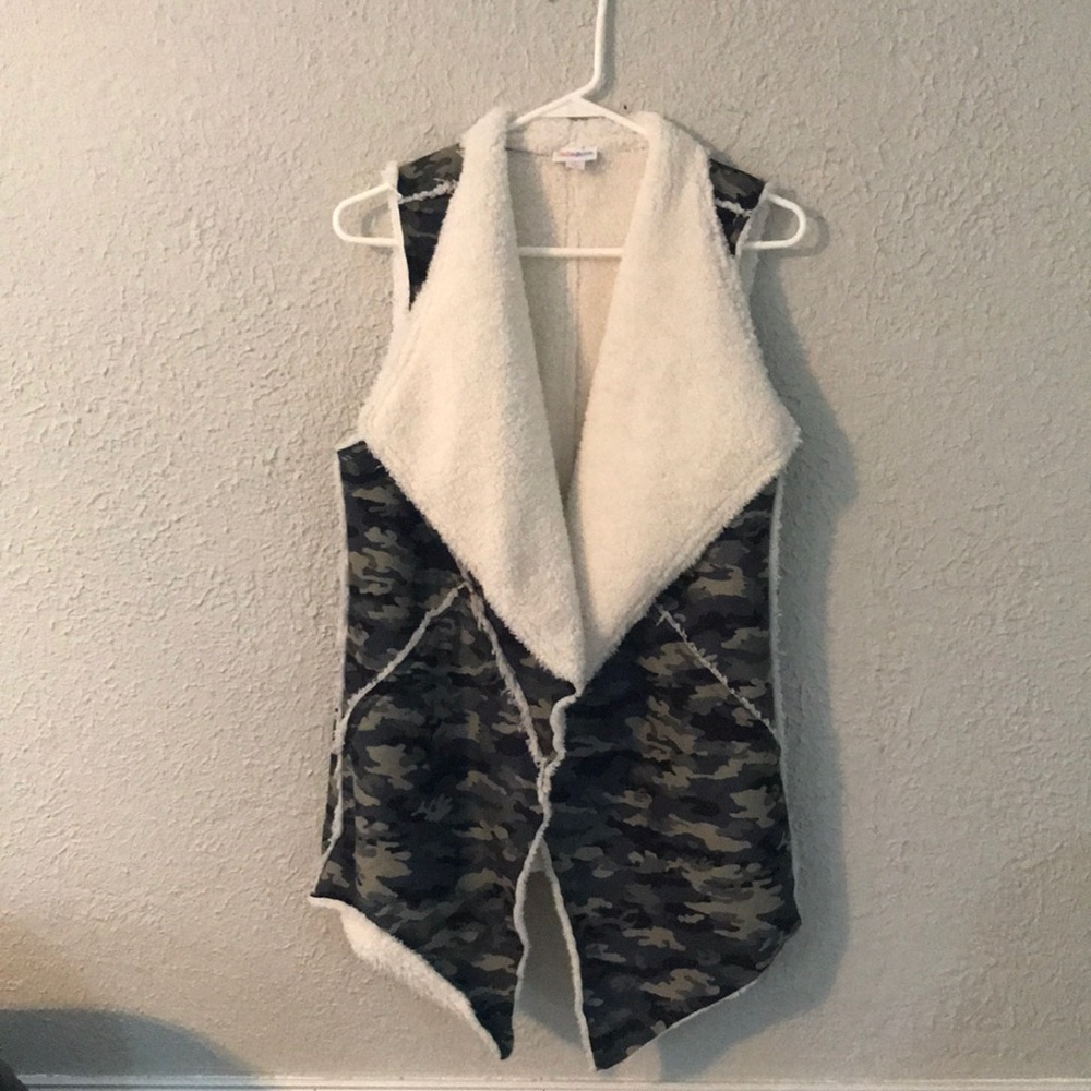 Lularoe Marlowe Faux Shearling Vest
